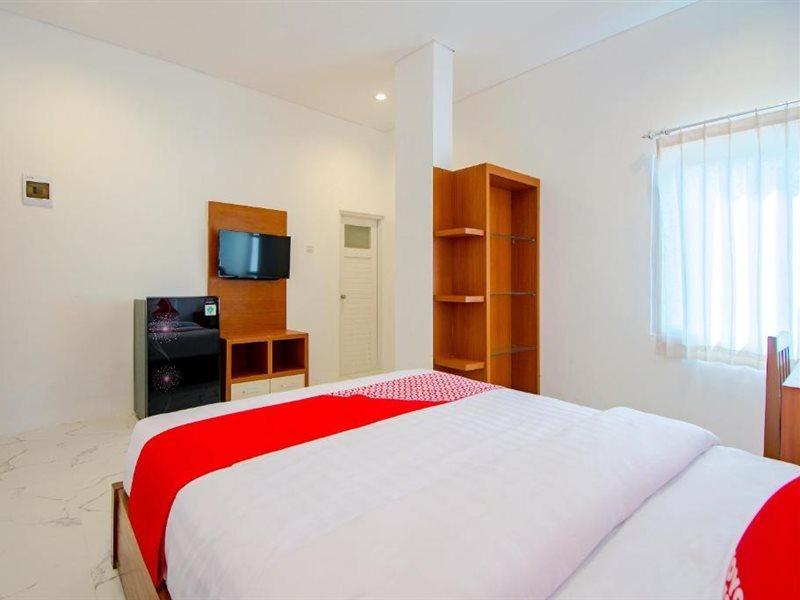 Super Oyo 13I9 88 Exclusive Guesthouse Kejayan Zewnętrze zdjęcie