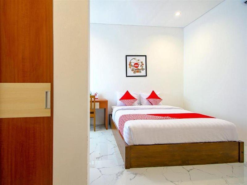 Super Oyo 13I9 88 Exclusive Guesthouse Kejayan Zewnętrze zdjęcie