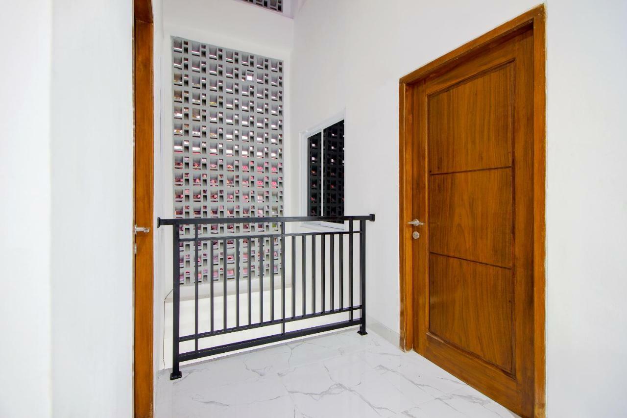 Super Oyo 13I9 88 Exclusive Guesthouse Kejayan Zewnętrze zdjęcie