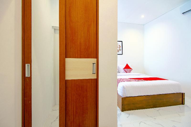 Super Oyo 13I9 88 Exclusive Guesthouse Kejayan Zewnętrze zdjęcie